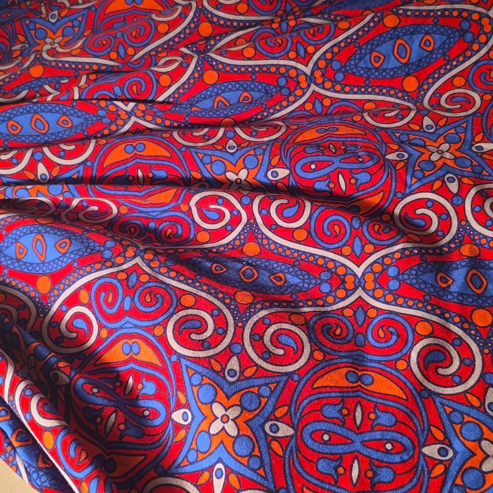 Lularoe Madison Skirt. EUC - Picture 3 of 4